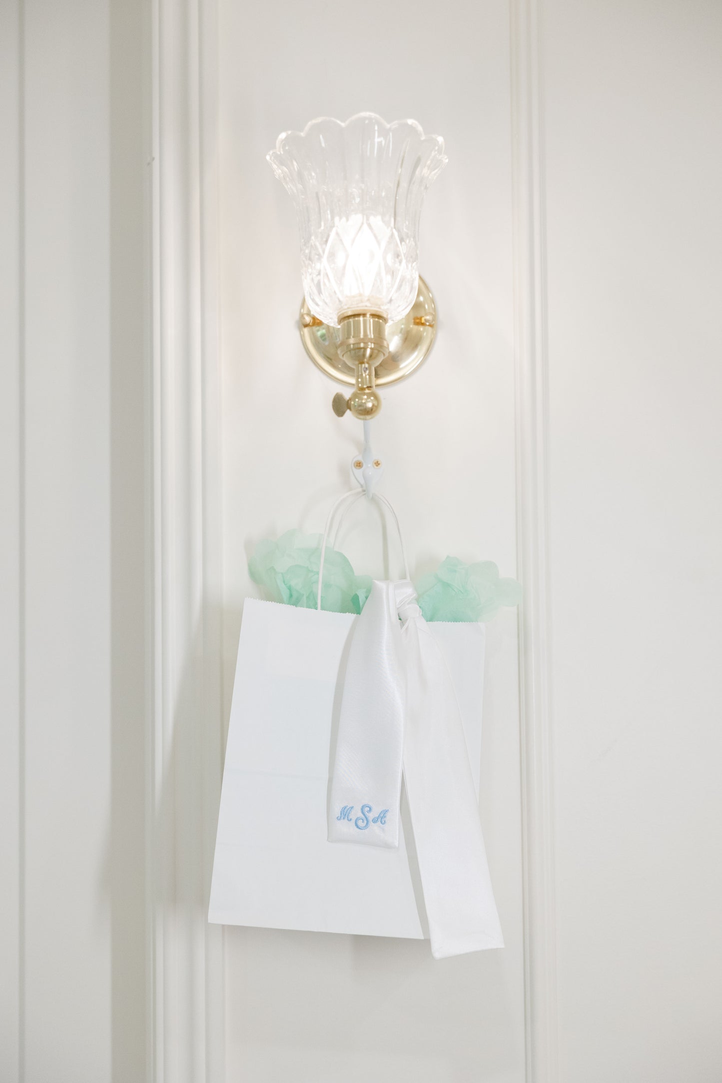 Embroidered Simple monogram tie