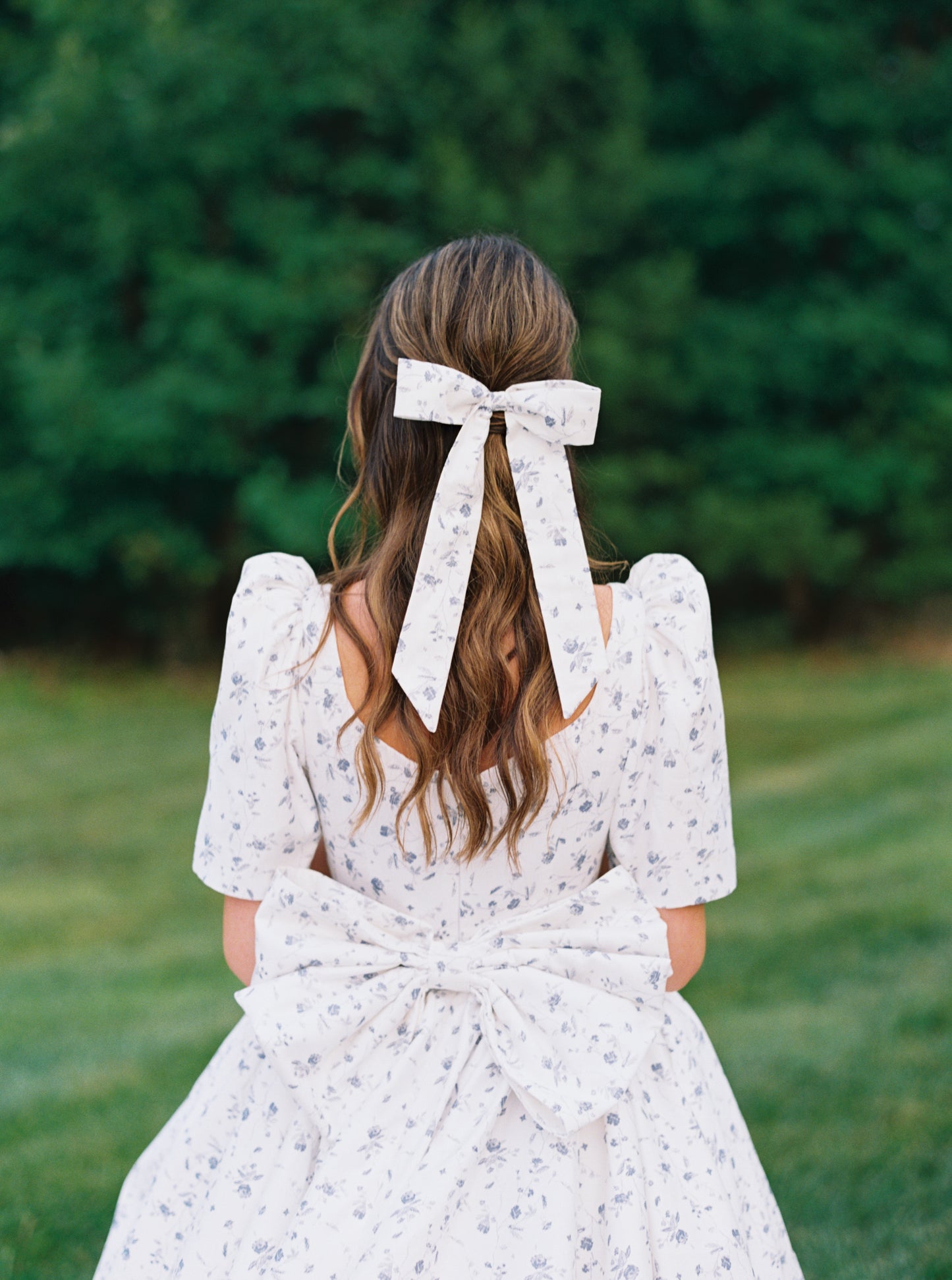 Bedsheet Dress Bow (Pre-tied with barette)