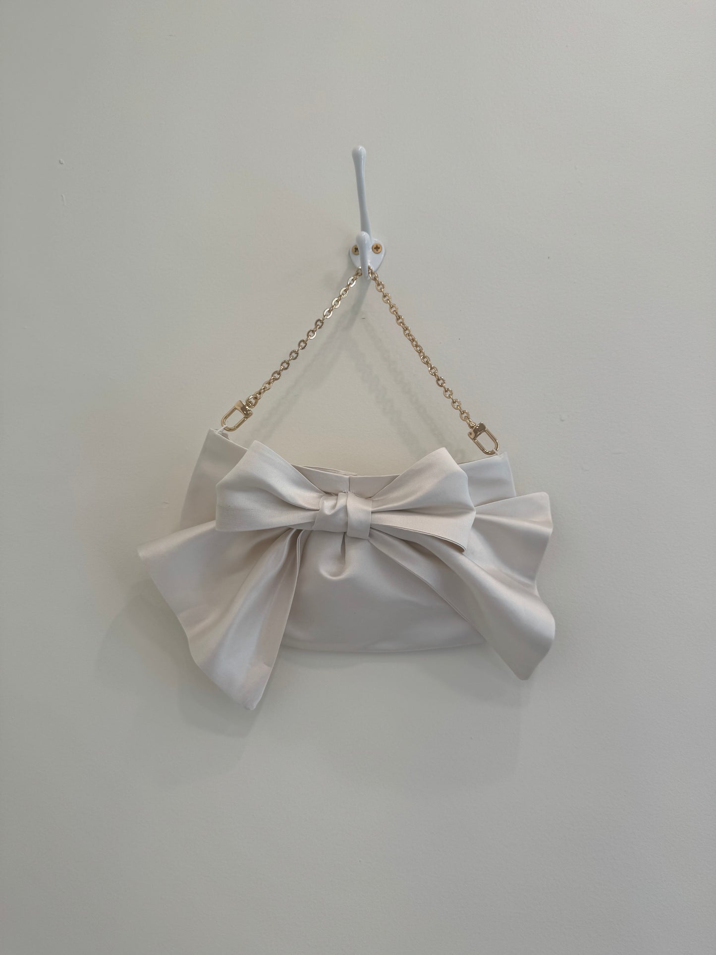 Flat Rounded Purse